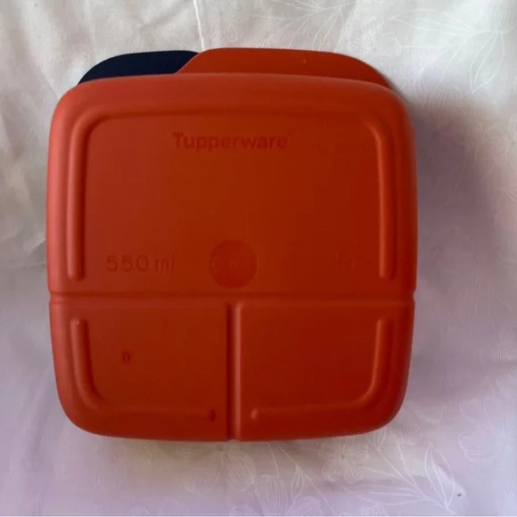 Tupperware Lunch Container - Picture 3 of 3